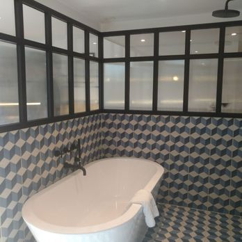 Kimpton De Witt - Bathroom - Hotels Near Me - Amsterdam, New Hampshire