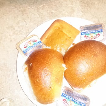 Chubby's Restaurant - Rolls and cornbread - Breakfast & Brunch Near Me - Dallas, Texas