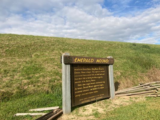 Emerald Mound by null