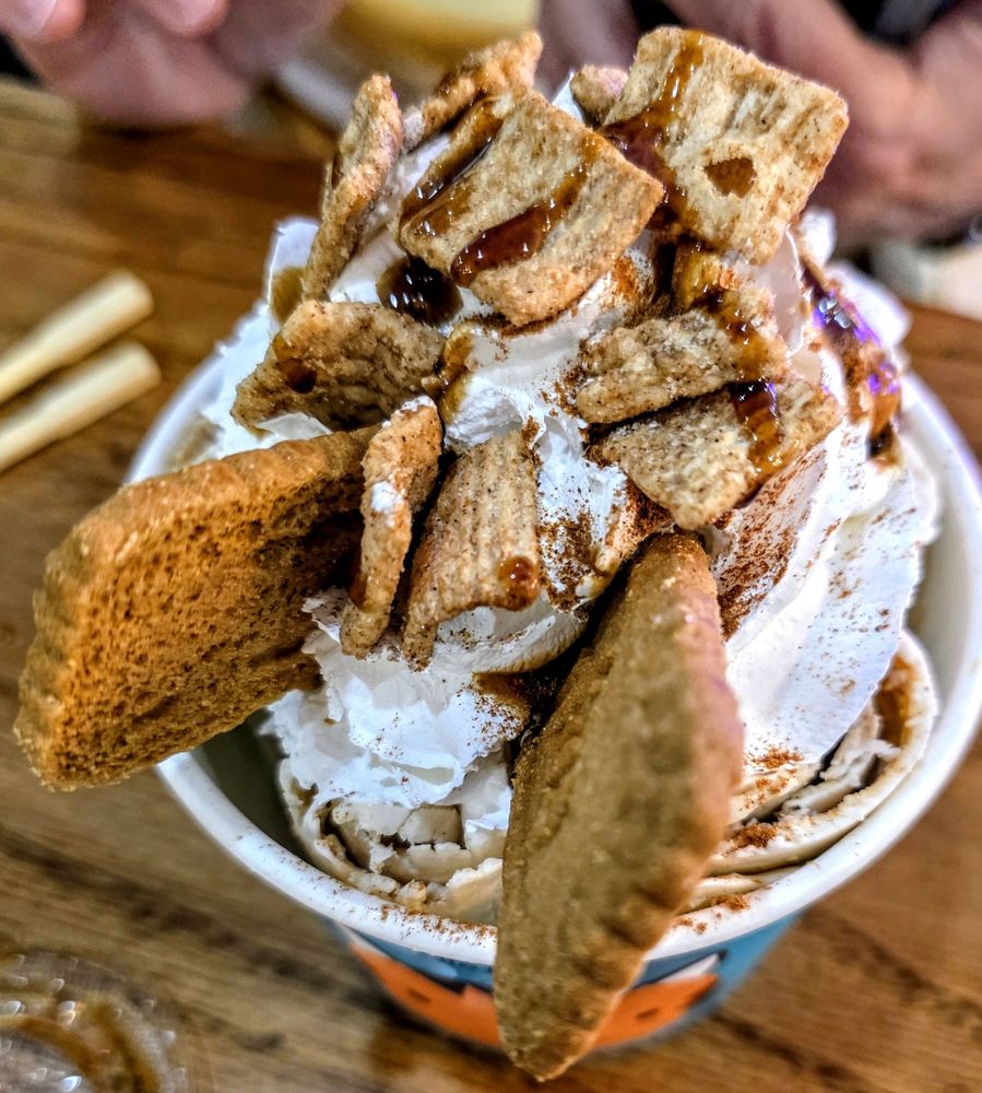 R&B Bubble Tea and Poke Bowl