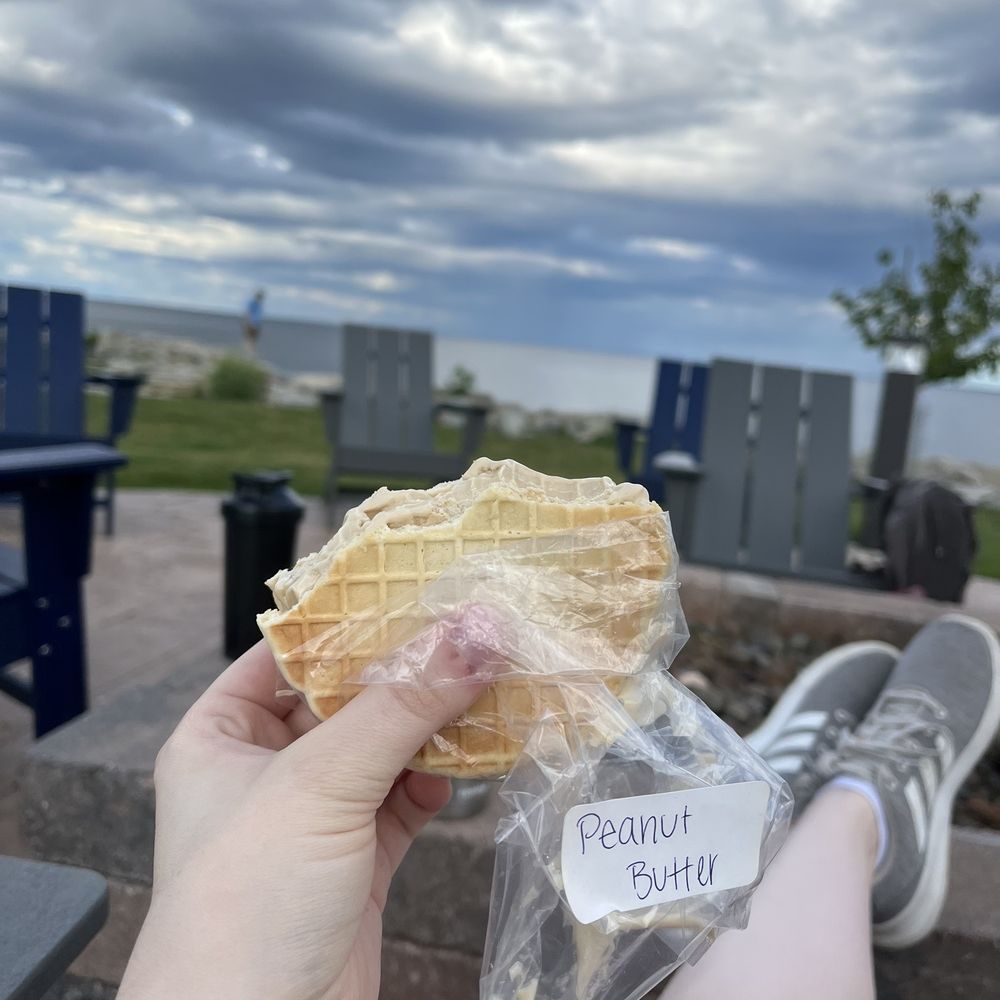 Custard Cookie