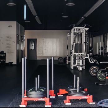 Evolve Athletics - Gyms Near Me - Sterling, Virginia