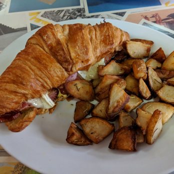 The Templeton - Mangled Eggs - Breakfast & Brunch Near Me - Vancouver, British Columbia
