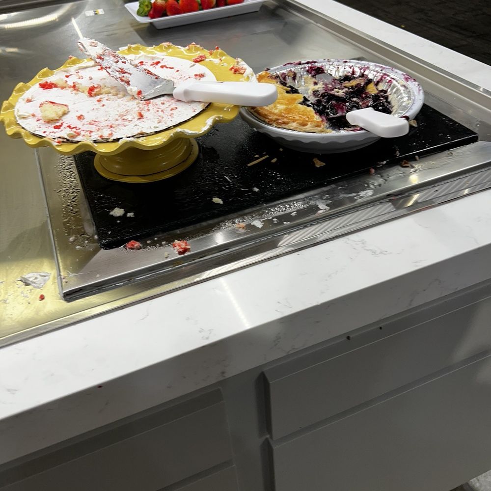 Golden Corral Buffet & Grill - American Near Me - Flowood, Mississippi
