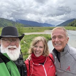 Grizzly Falls Zipline - Our bus driver, Chris (on the left) shares lots of history.