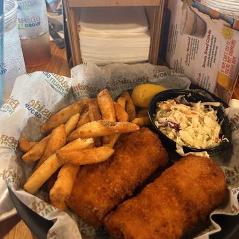 Crabby's On The Pass - Fish & Chips - Seafood Near Me - Treasure Island, Florida