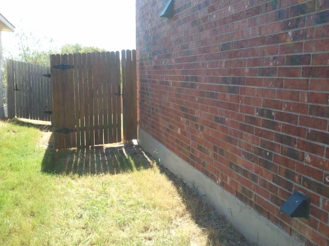 Slide of Lonestar Contracting