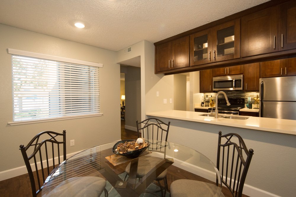 GREENBACK TERRACE Updated September 2024 32 Photos & 14 Reviews 6312 Birdcage St, Citrus