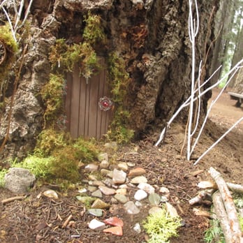 Huntington Lake - Fairy House in base of Pine: Lower Billy Campground, Huntington Lake, CA - Lakes Near Me - Lakeshore, California Huntington Lake - Fairy House in base of Pine: Lower Billy Campground, Huntington Lake, CA - Lakes Near Me - Lakeshore, California