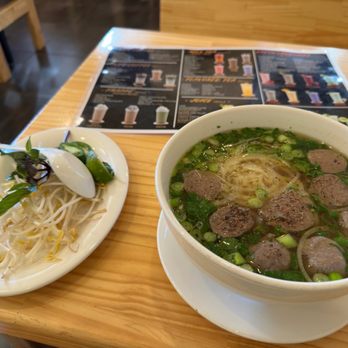 SP Café - Pho with little basil Good taste but maybe too much msg. - Bubble Tea Near Me - San Antonio, Texas SP Café - Pho with little basil Good taste but maybe too much msg. - Bubble Tea Near Me - San Antonio, Texas