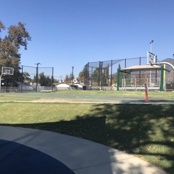 Eisenhower Memorial Park - Basketball court - Parks Near Me - Arcadia, California