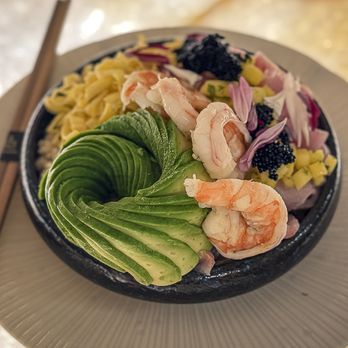 Mutsu - Chirashi Bowl with salmon - Izakaya Near Me - Los Angeles, California Mutsu - Chirashi Bowl with salmon - Izakaya Near Me - Los Angeles, California