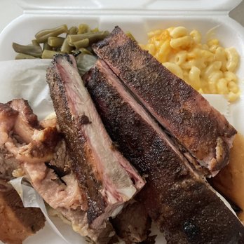 Pibb's Rib Shack - 2 Meat Dinner (brisket and ribs, Mac and cheese & green beans) - Food Trucks Near Me - Tampa, Florida Pibb's Rib Shack - 2 Meat Dinner (brisket and ribs, Mac and cheese & green beans) - Food Trucks Near Me - Tampa, Florida