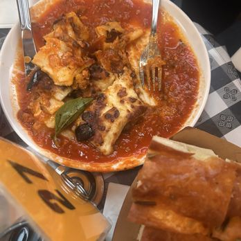 Forma Pasta Factory - Italian Near Me - Brooklyn, New York