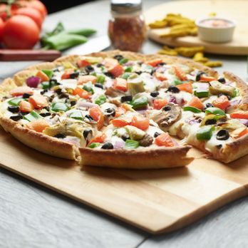 Pizza Twist - Pizza Near Me - Riverside, California