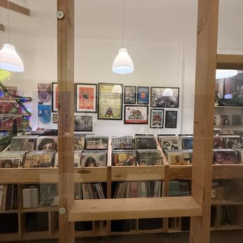 Contra Coffee & Tea - Resident Vinyl - Coffee & Tea Near Me - Orange, California