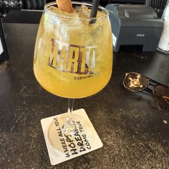 Marto Brewing Co - White sangria - Breweries Near Me - Sioux City, Iowa Marto Brewing Co - White sangria - Breweries Near Me - Sioux City, Iowa