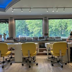 Echo Spa & Nails - Nail chairs