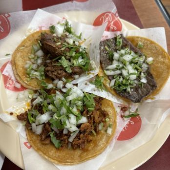 Taqueria Los Comales - 3 tacos (birria, cecina, Al Pastor) - Mexican Near Me - Niles, Illinois Taqueria Los Comales - 3 tacos (birria, cecina, Al Pastor) - Mexican Near Me - Niles, Illinois