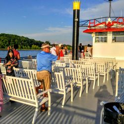 Yacht Charters on the Bay - Patrons enjoying their time