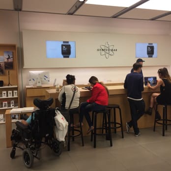 Apple Brea Mall - Mobile Phones Near Me - Brea, California