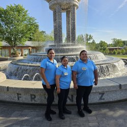 Cary Clean Team - Laura, Ana and Clara