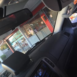 Stewart's Root Beer Drive-In - The view from the drivers seat of my beaten down 2005 Explorer.