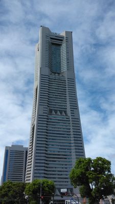 Yokohama Landmark Tower by null