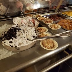 Gedneys Restaurant & Grill - Buffet