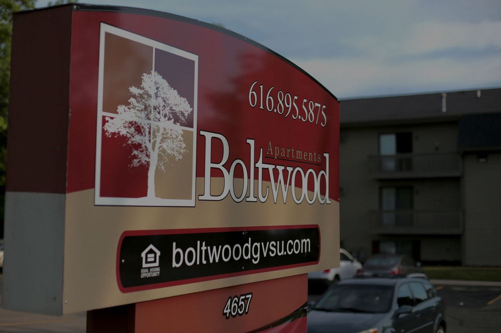 BOLTWOOD APARTMENTS Updated May 2024 Request Information 4657