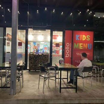 Bollo - Oak Forest - take away atmosphere - Pizza Near Me - Houston, Texas Bollo - Oak Forest - take away atmosphere - Pizza Near Me - Houston, Texas
