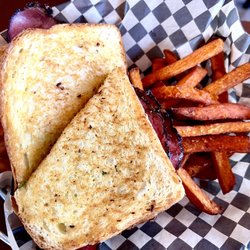 Salty's on Second - Pastrami Sandwich