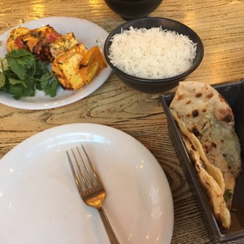 Dishoom - Paneer tikka with a side of rice and garlic naan - Indian Near Me - London, XGL Dishoom - Paneer tikka with a side of rice and garlic naan - Indian Near Me - London, XGL