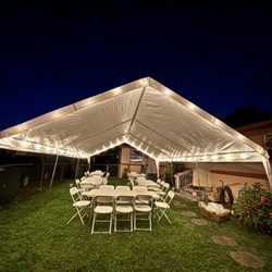 Nuñez Party Rentalz - Party Package set up 1x- 20 by 20 tent 40-White plastic chairs 5-6ft tables