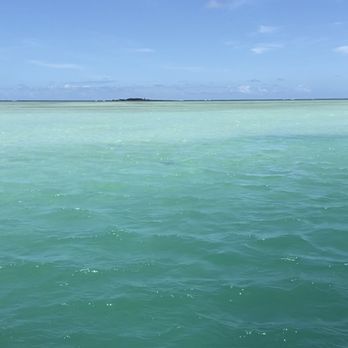 Kaneohe Bay Sandbar - Beaches Near Me - Kaneohe, Hawaii