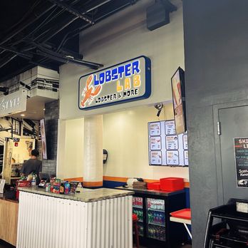 Lobster Lab - Inside - Sandwiches Near Me - Carlsbad, California