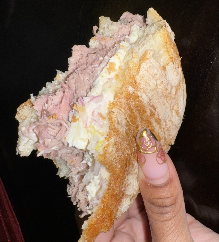 Carmine's Italian Deli & Cafe — Mexican restaurant in Elmsford