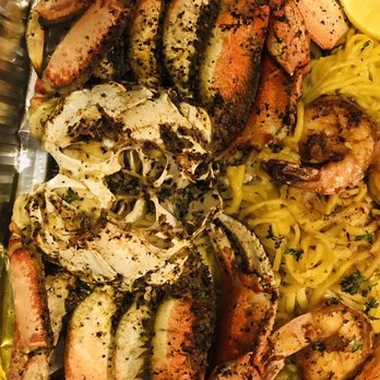 Chef Smelly's - couples platter a whole Dungeness crab with garlic noodles - Cajun/Creole Near Me - Oakland, California Chef Smelly's - couples platter a whole Dungeness crab with garlic noodles - Cajun/Creole Near Me - Oakland, California
