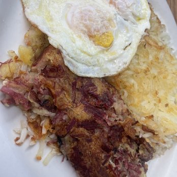 Judy's Cafe - Corn beef hash, lacked flavor - American Near Me - Anchorage, Alaska
