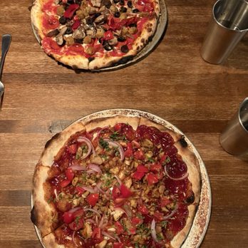 Park & Main - Pizza Near Me - Carlton, Oregon Park & Main - Pizza Near Me - Carlton, Oregon