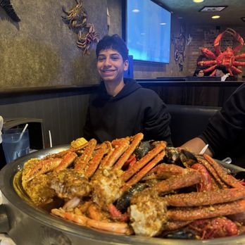 Alaska Crab - Seafood Near Me - Moreno Valley, California