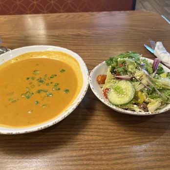 Newk's Eatery - Pizza Near Me - Tucker, Georgia