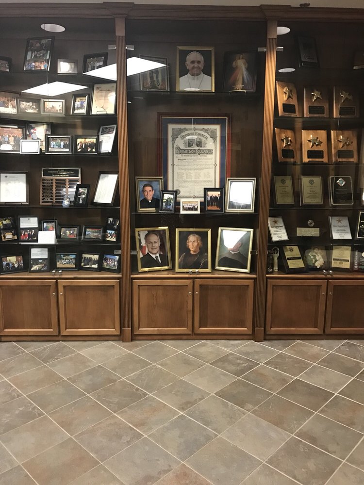 ST LEO CATHOLIC CHURCH Churches 295 Huntertown Rd, Versailles, KY