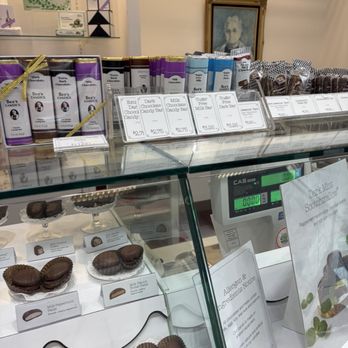 See's Candies - Chocolate bars - Candy Stores Near Me - Vacaville, California See's Candies - Chocolate bars - Candy Stores Near Me - Vacaville, California