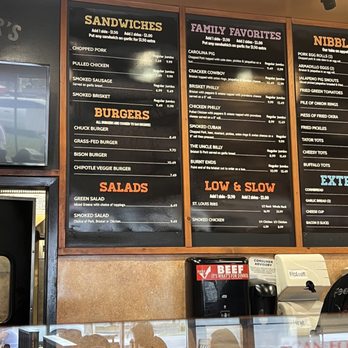 Meat n Fire - Menu items above the ordering counter - Barbeque Near Me - Saint Cloud, Florida
