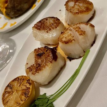 Del Frisco's Double Eagle Steakhouse - Perfectly cooked Scallops. - Steakhouses Near Me - Las Vegas, Nevada