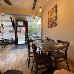 Les Belles Soeurs - Really like the vibes of this space.
