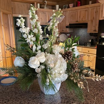 Rathbone's Flair Flower - Florists Near Me - Jenks, Oklahoma Rathbone's Flair Flower - Florists Near Me - Jenks, Oklahoma