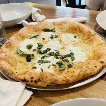 Margherita Pizza - Bianca - Italian Near Me - Surf City, North Carolina Margherita Pizza - Bianca - Italian Near Me - Surf City, North Carolina