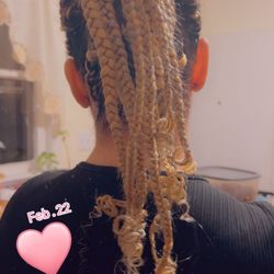 D’ Yonaira Braids
